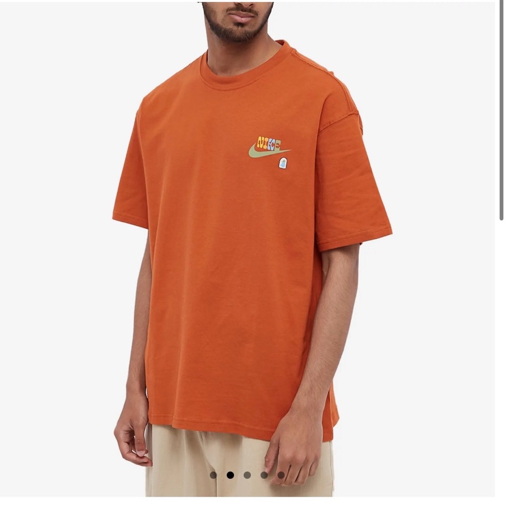 NWT NIKE RADIANT SOLE T-SHIRT Desert Orange